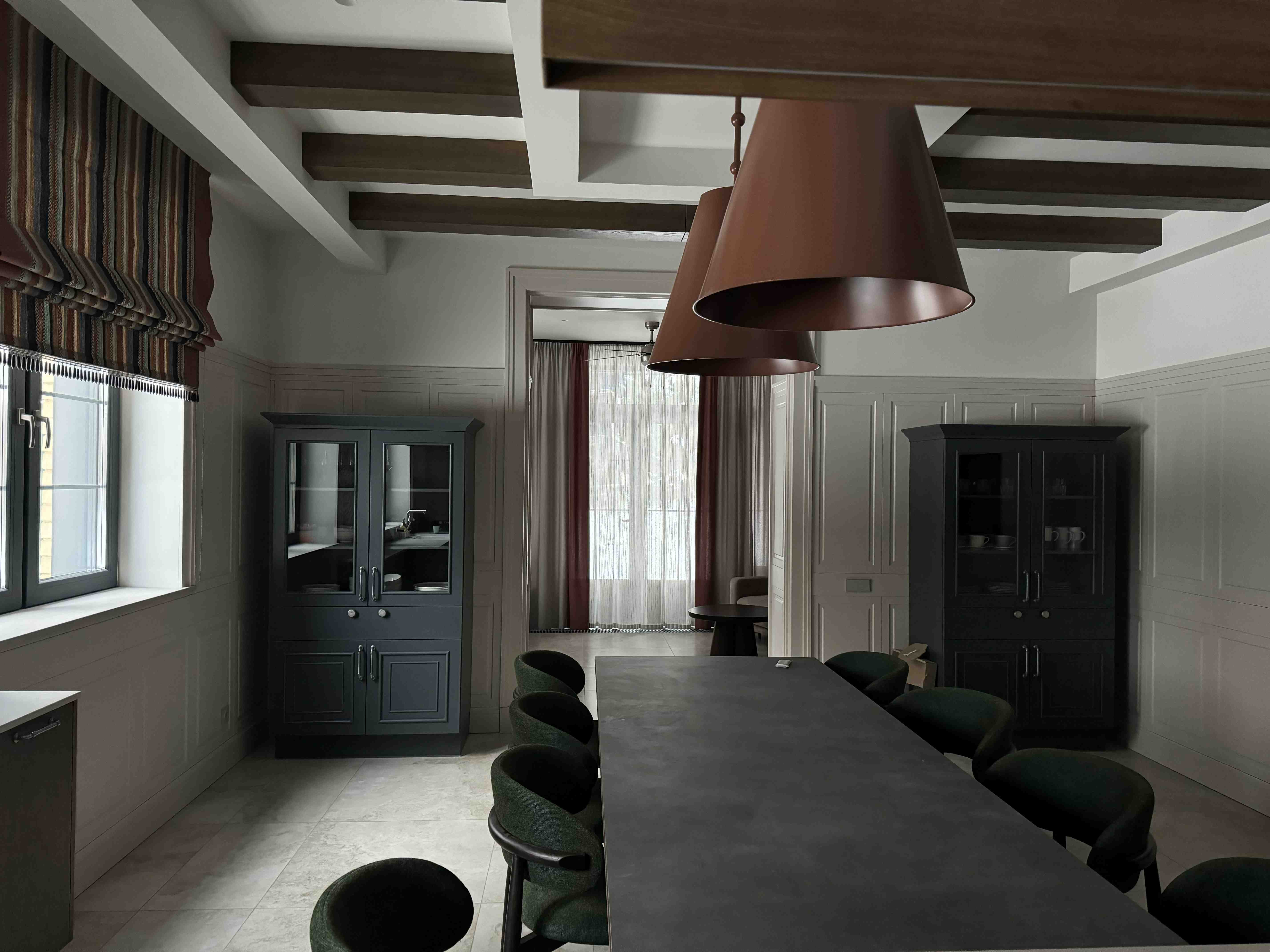 Интерьер столовой, спроектированный бюро АНМА